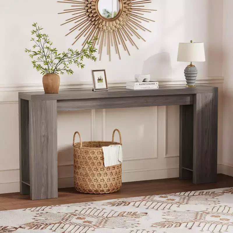 Table d'appoint : Une console étroite de style champêtre