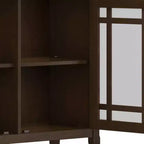 Armoire de rangement marron tabac foncé : style transitionnel