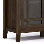 Armoire de rangement marron tabac foncé : style transitionnel
